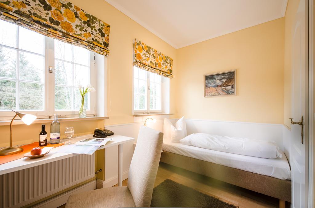 Hotel Waldsee Lindenberg im Allgäu Zimmer foto